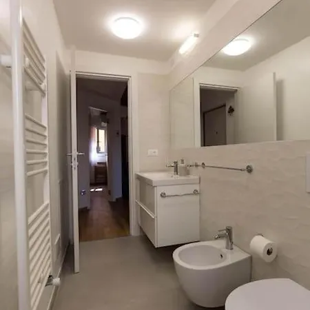 Aponalview 027042-loc-12481 Apartment *